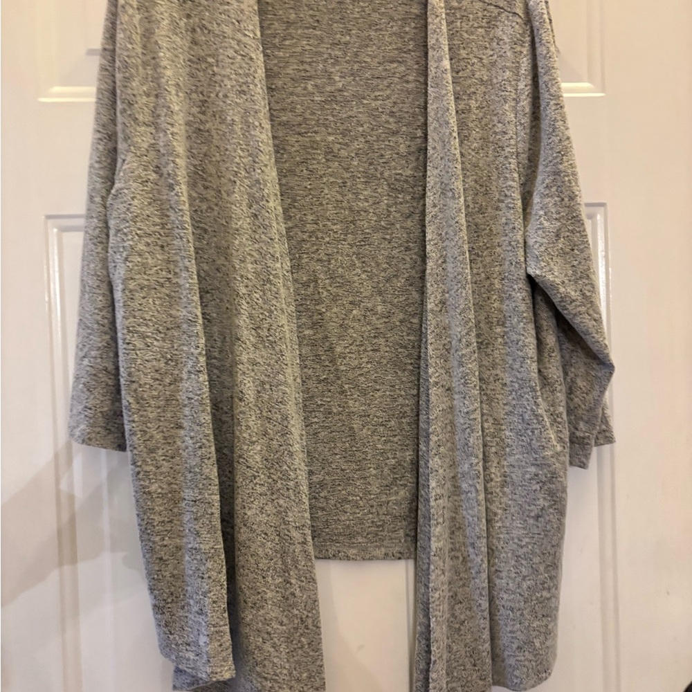 Chico's Light Gray Open Front Cardigan